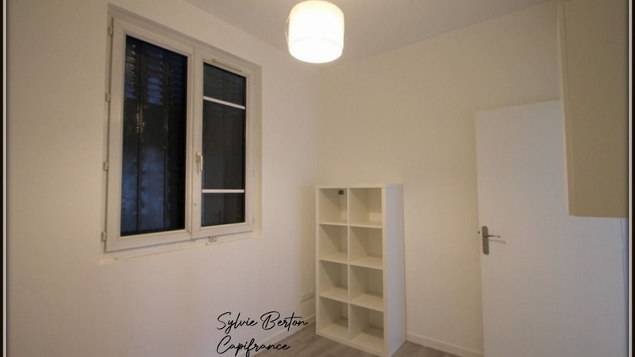 bureau 1 pièces 9 m2 à louer à Épinay-sur-Seine (93800)