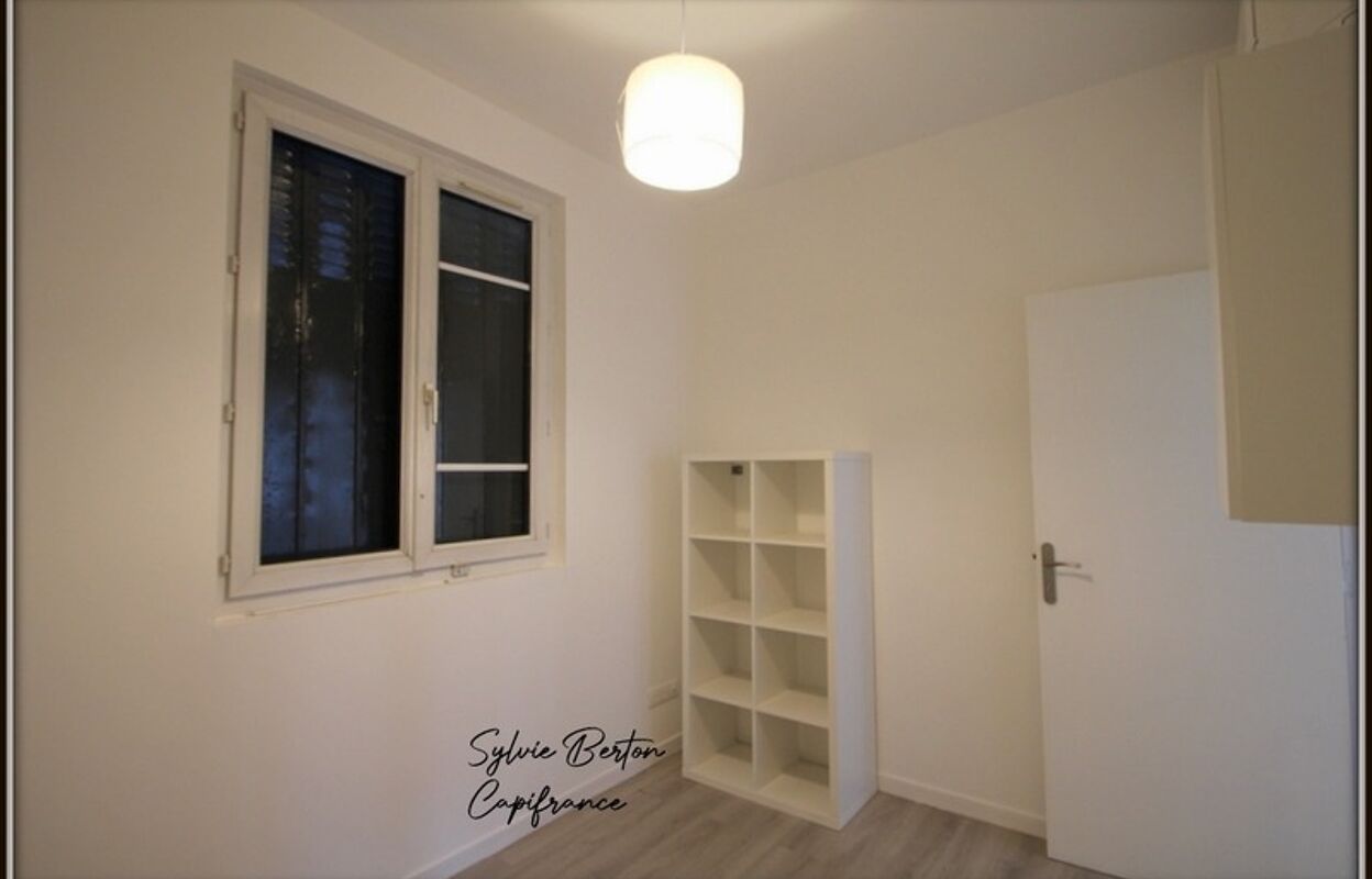 bureau 1 pièces 9 m2 à louer à Épinay-sur-Seine (93800)