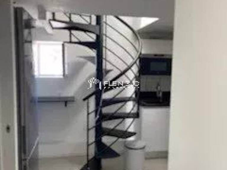 DUPLEX ET STUDIO A COTE POUVANT  ETRE REUNIFIER — photo 1