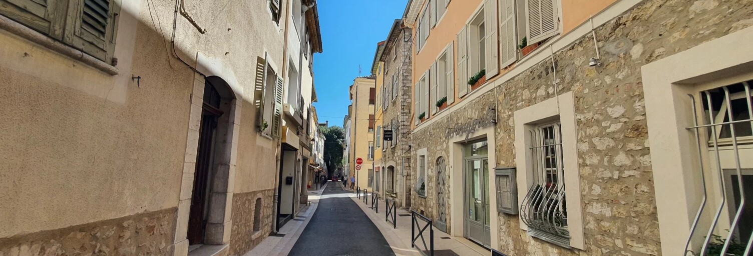 Appartement 1 Pièce 22 m² à vendre à Vence (06140)