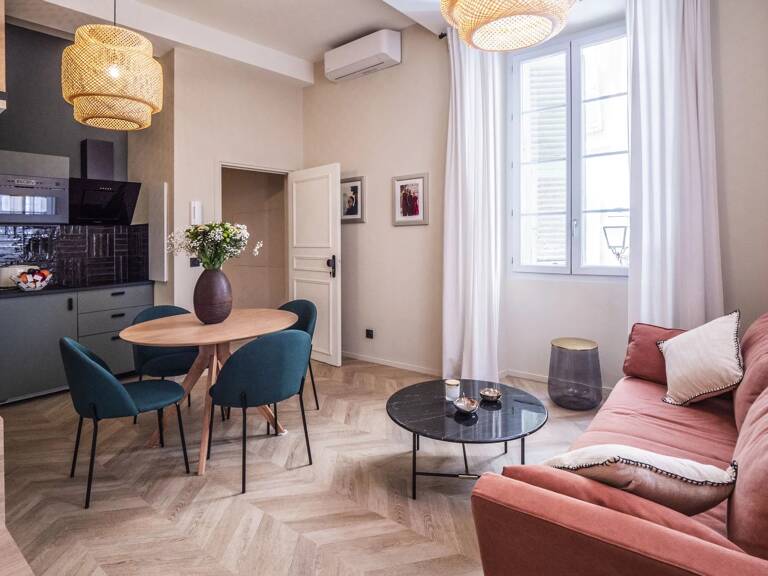 Vieux Nice vente 2 pièces design neuf — photo 1