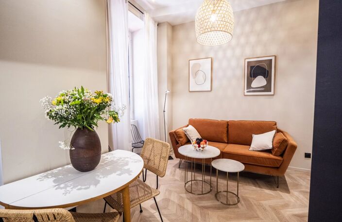Vieux Nice vente 2 pièces design neuf — photo 5