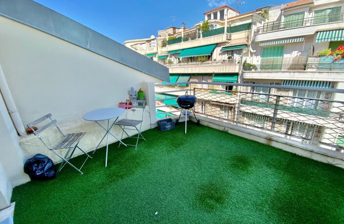 Vente 2 pièces terrasse — photo 2