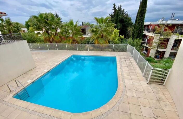 CORNICHE FLEURIE STUDIO REZ DE JARDIN — photo 3