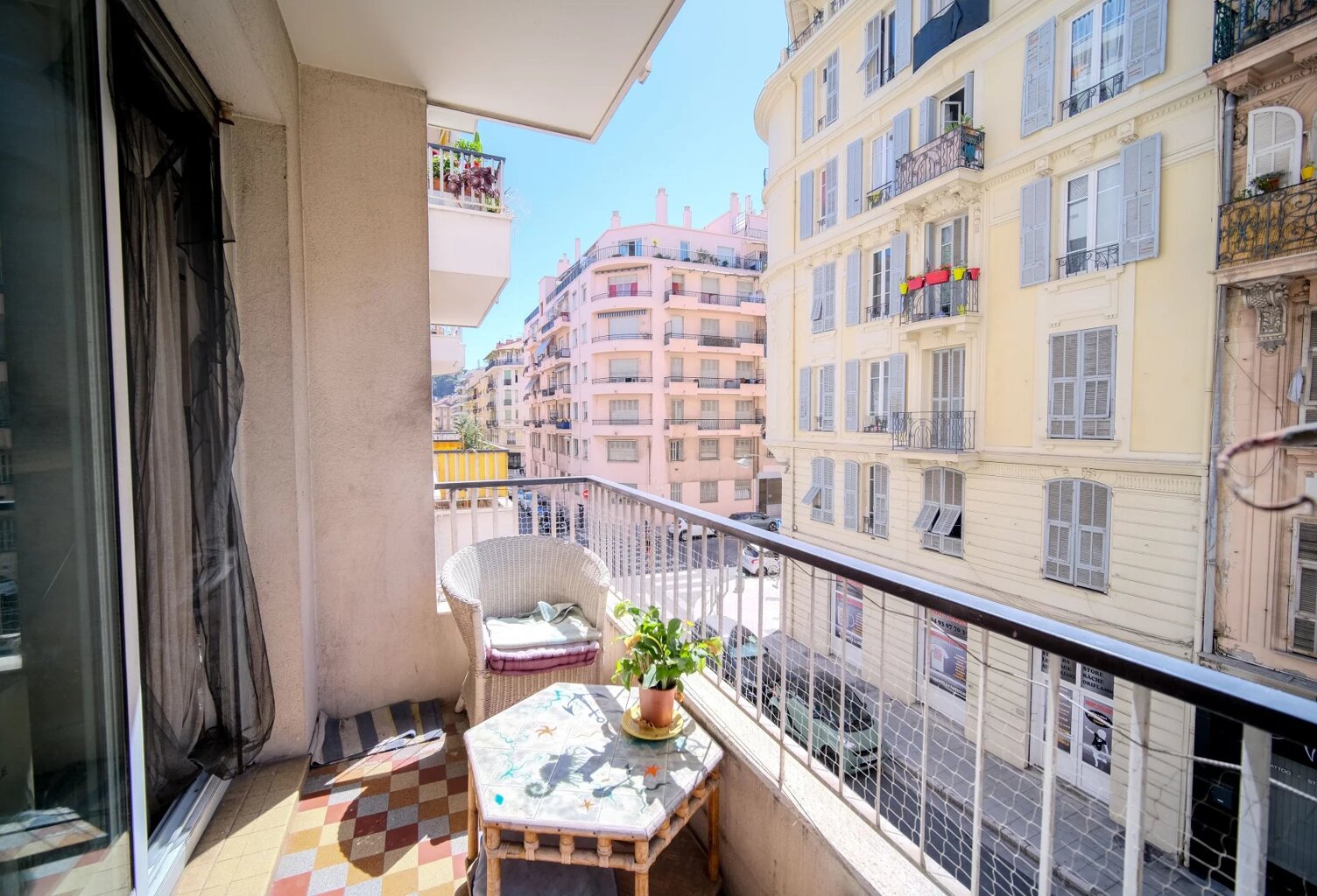 Quartier du Port, vente 3 pièces balcon — photo 1
