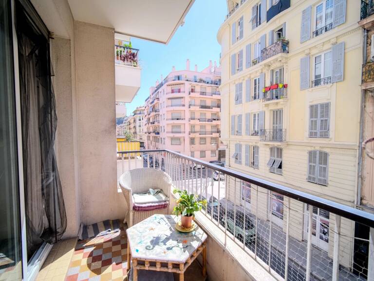 Quartier du Port, vente 3 pièces balcon — photo 1