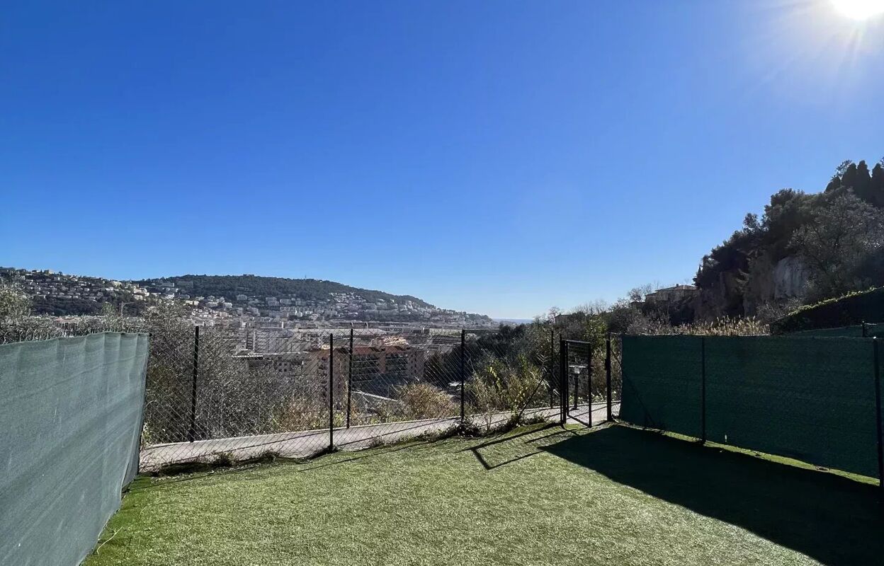 appartement 2 pièces 27 m2 à vendre à Nice (06000)