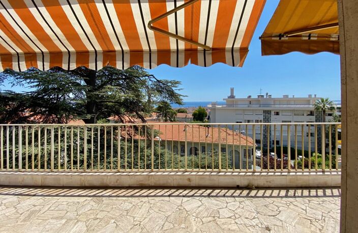 Cimiez vente appartement 3 pièces terrasse vue mer — photo 2