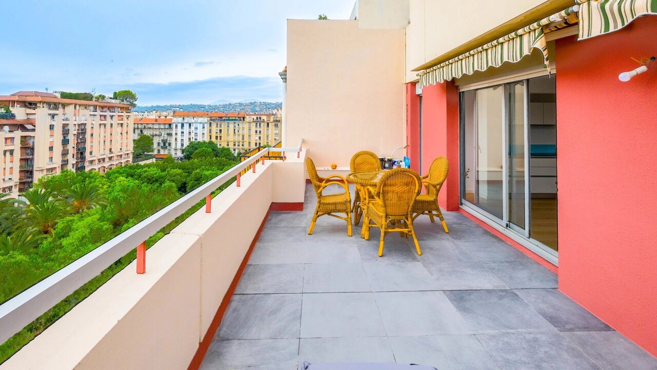 appartement 3 pièces 79 m2 à vendre à Nice (06300)