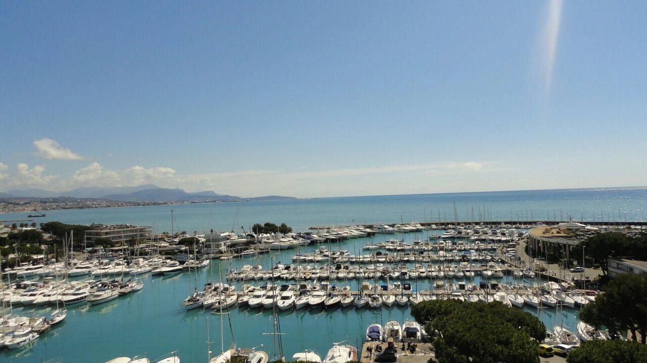 appartement 5 pièces 115 m2 à vendre à Villeneuve-Loubet (06270)