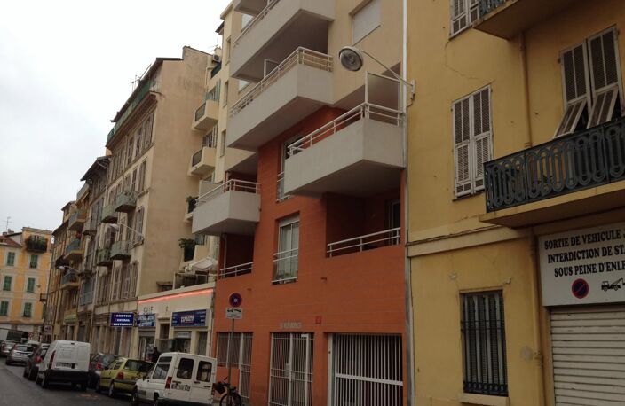 STUDIO TERRASSE GARIBALDI — photo 2