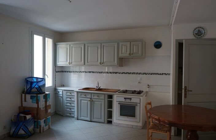 2 P RIQUIER — photo 3