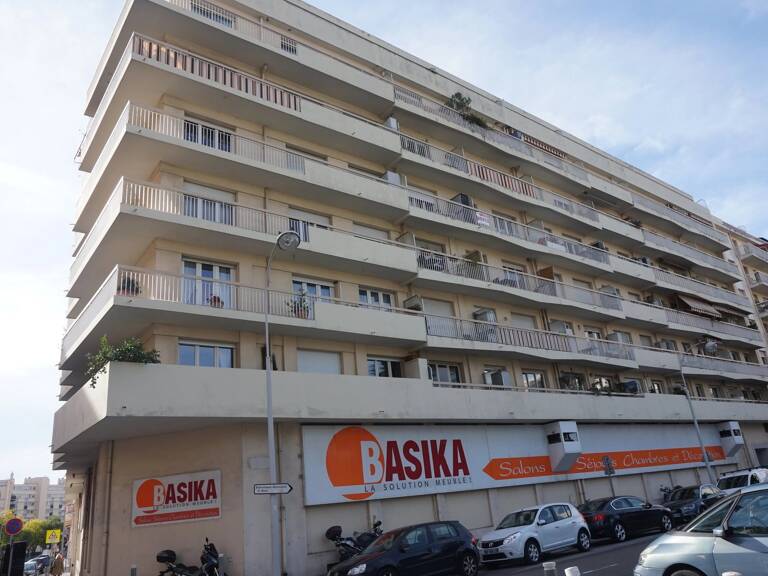 2P ensoleillé au calme avec grand balcon — photo 1