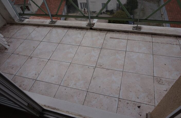Studio dernier étage terrasse — photo 2