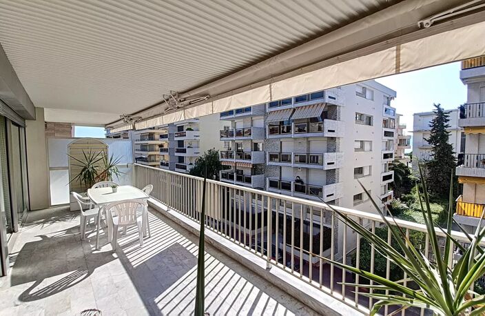 Cannes Palm Beach 2P avec belle terrasse ouest et proche mer — photo 2