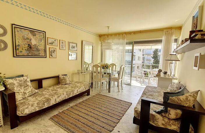 Cannes Palm Beach 2P avec belle terrasse ouest et proche mer — photo 4