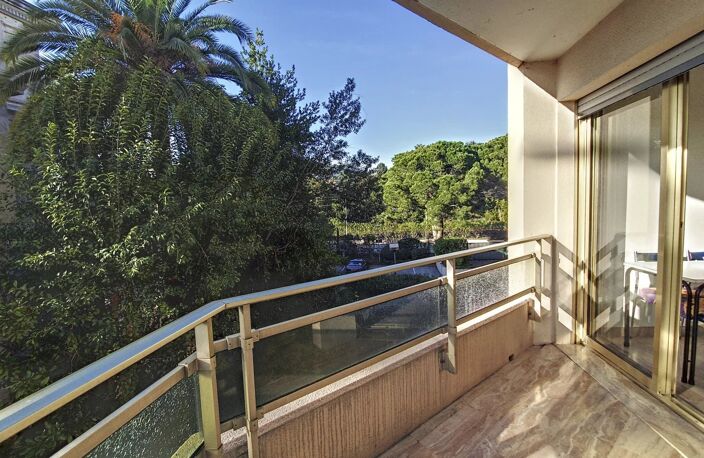 Cannes Palm Beach Studio vue mer piscine — photo 5