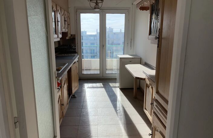NICE -RUE DE FRANCE 3P DERNIER ETAGE TERRASSE GARAGE — photo 4