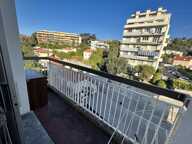 NICE - CHAMBRUN - STUDIO BALCON - A RENOVER — photo 4