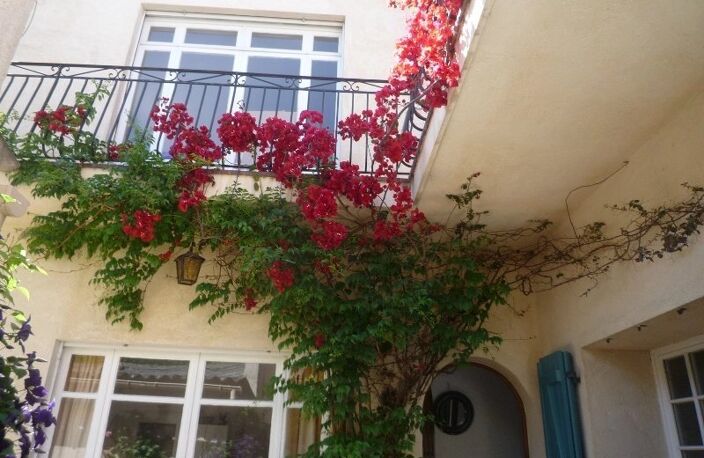 Maison de ville à vendre sur la Côte d'Azur,  à Vallauris — photo 2
