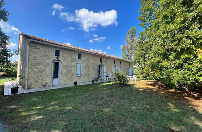 vente maison 252 000 € à proximité de Saint-Martin-de-Coux (17360)
