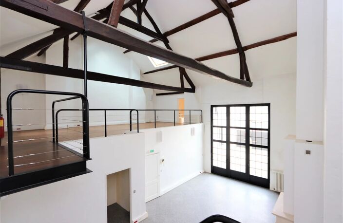 Vente bureau 10 pièces  Périgny (94520) — photo 4