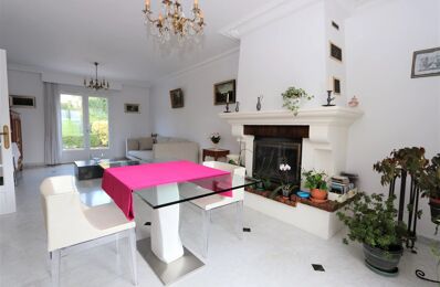 maison 7 pièces 176 m2 à vendre à Mandres-les-Roses (94520)