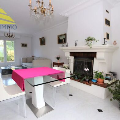 Maison 7 pièces 550000 €