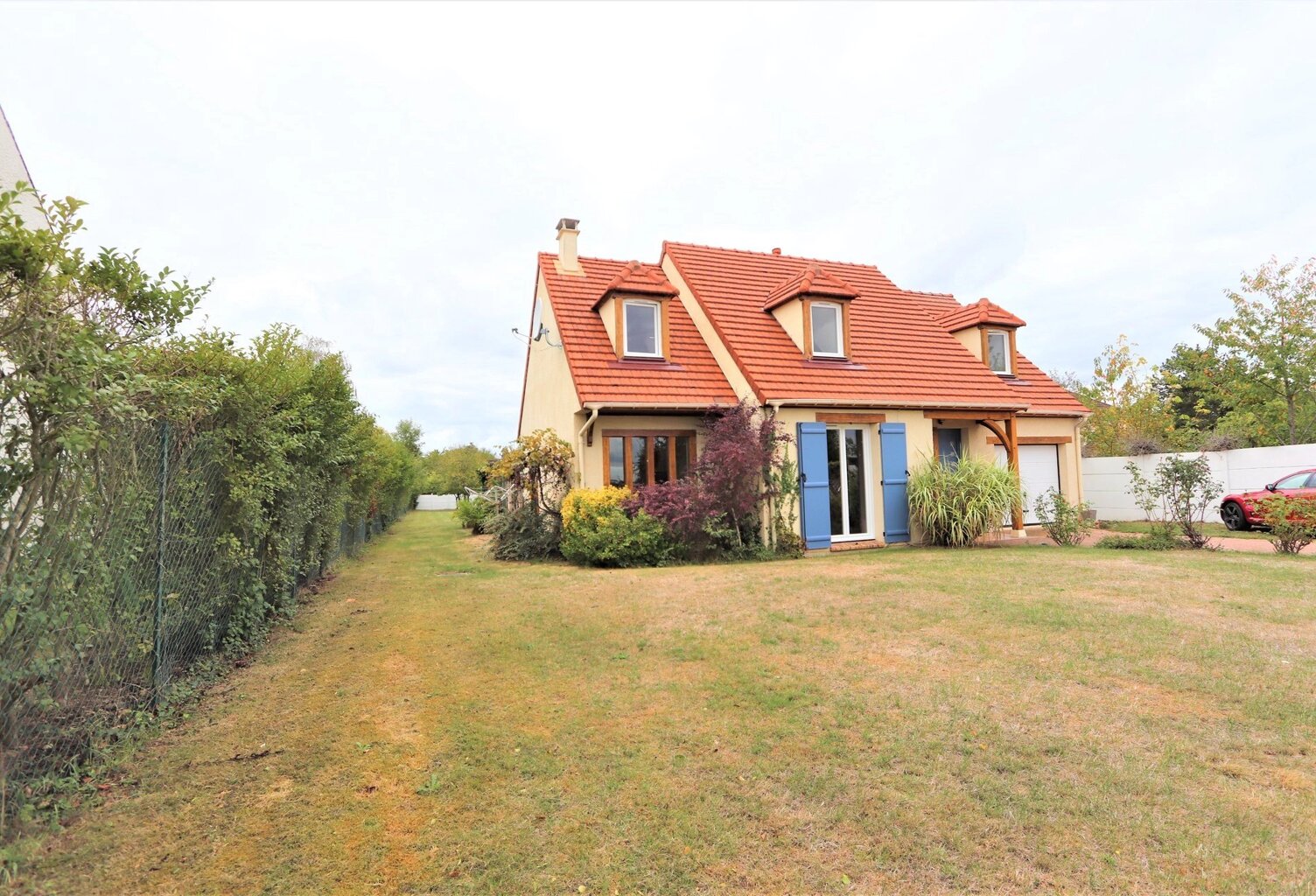 Vente maison 5 pièces 100 m² Varennes-Jarcy (91480) — photo 1