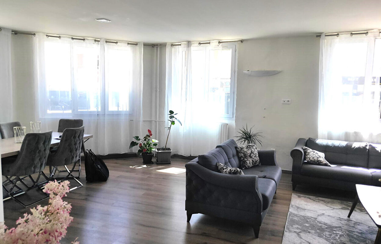 appartement 5 pièces 98 m2 à vendre à Saint-Fons (69190)