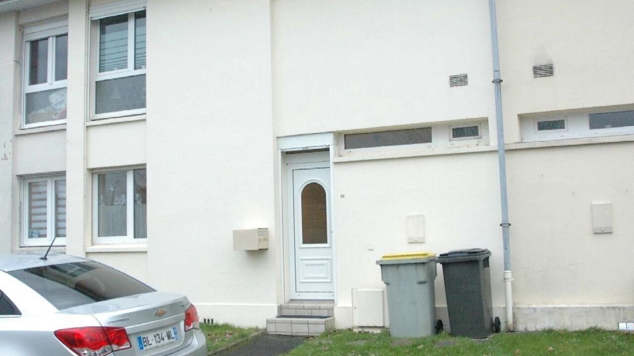 maison 4 pièces 75 m2 à vendre à Pont-sur-Sambre (59138)