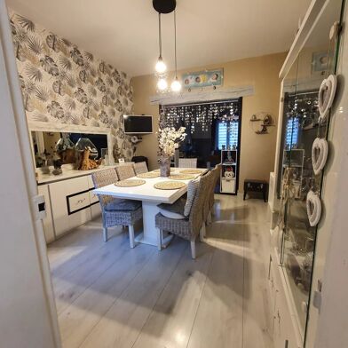 Maison 6 pièces 113000 €