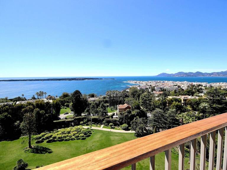 Cannes Californie Splendide appartement de 3 pièces avec vue mer panoramique — photo 1