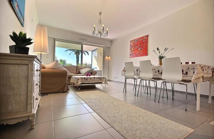 Cannes Proche des plages appartement de type 3 pièces à vendre dans une résidence avec piscine — photo 4