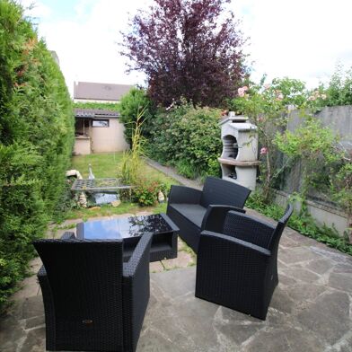 Maison 4 pièces 299900 €