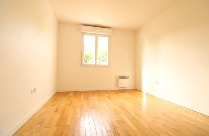 Vente appartement 3 pièces 67 m² Pontault-Combault (77340) — photo 4