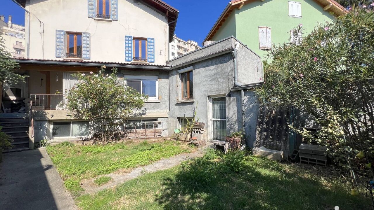 maison 6 pièces 195 m2 à vendre à Grenoble (38100)