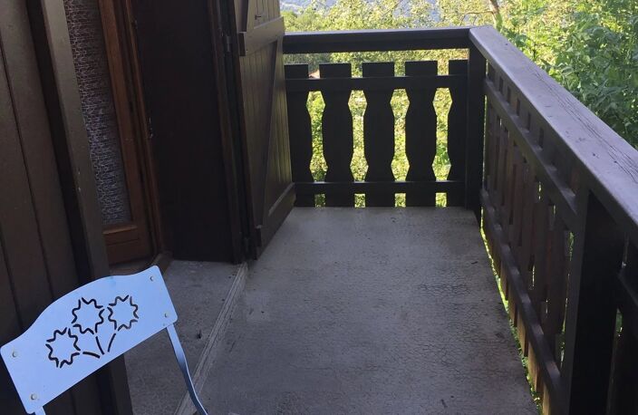 Loyer mensuel : 350€ CC (copro + tom) — photo 2