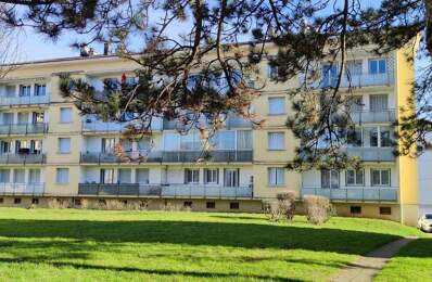 A vendre: Appartement trois chambres cave grenier — photo du bien