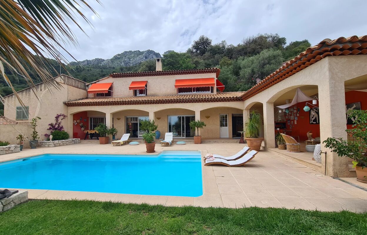 maison 5 pièces 236 m2 à vendre à Menton (06500)