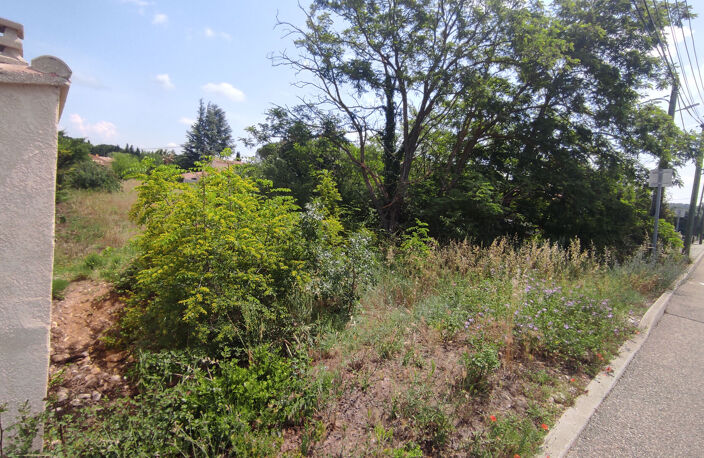 Terrain constructible 1833 m2 secteur recherché. — photo 3