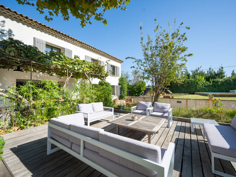 MAISON -12 pièce(s) - 480 m2 — photo 1