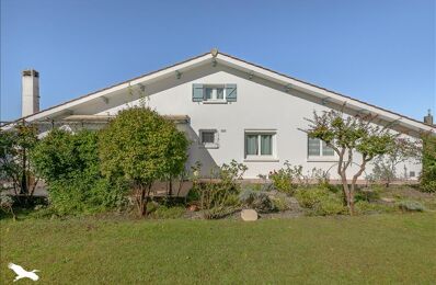 vente maison 450 000 € à proximité de Avensan (33480)