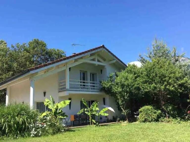 MAISON THYEZ — photo 1