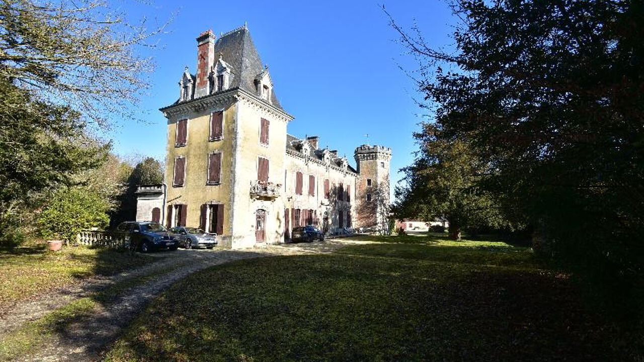 maison 20 pièces 575 m2 à vendre à Saint-Jean-d'Angély (17400)