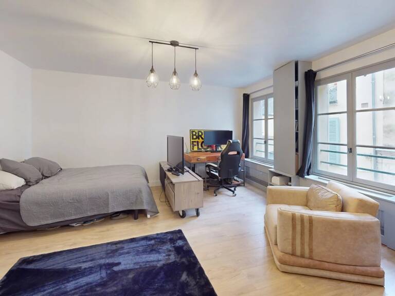 À VENDRE - Appartement T1 CHARTRES-CENTRE avec ascenseur — photo 1
