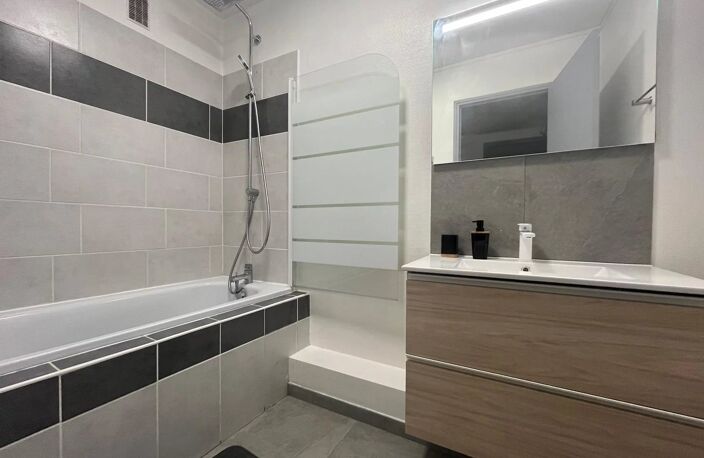 À VENDRE - Appartement T1 CHARTRES-CENTRE avec ascenseur — photo 4