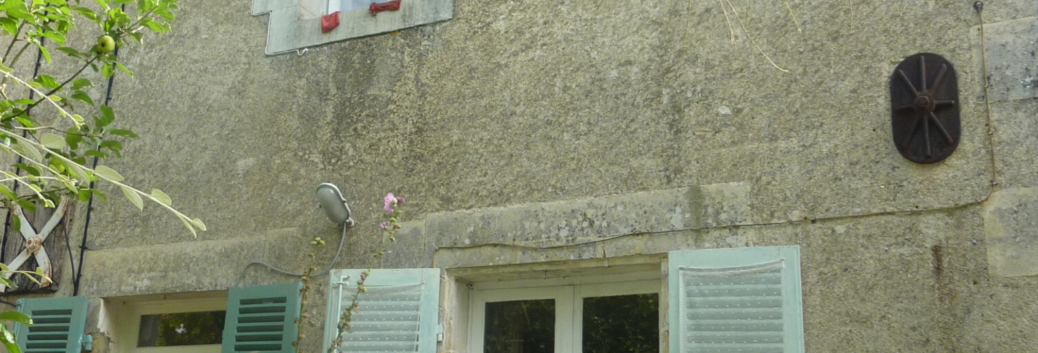 Maison 3 Pièces 45 m² à vendre à Saulgé (86500)