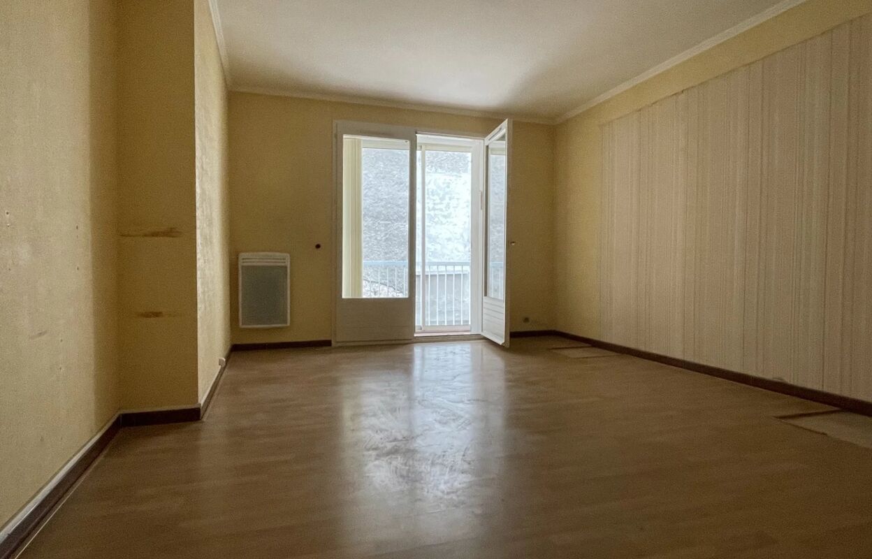 appartement 3 pièces 69 m2 à vendre à Digne-les-Bains (04000)