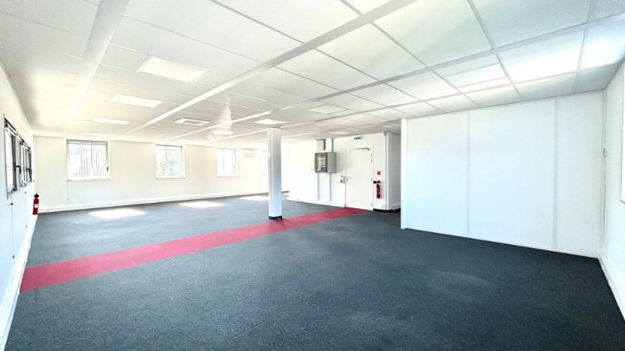 bureau  pièces 120 m2 à vendre à Wambrechies (59118)